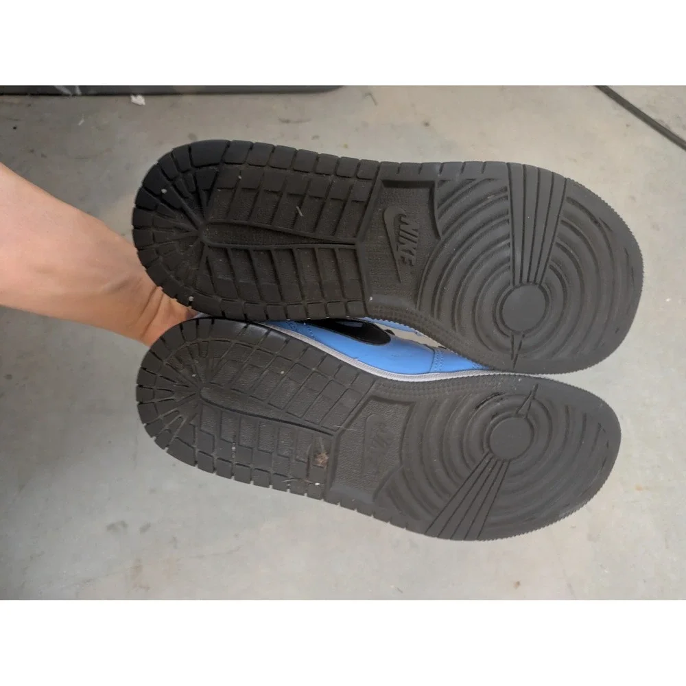 Jordan Air Jordan 1 Low Kid's 4.5Y Blue Black University Blue 553560-403